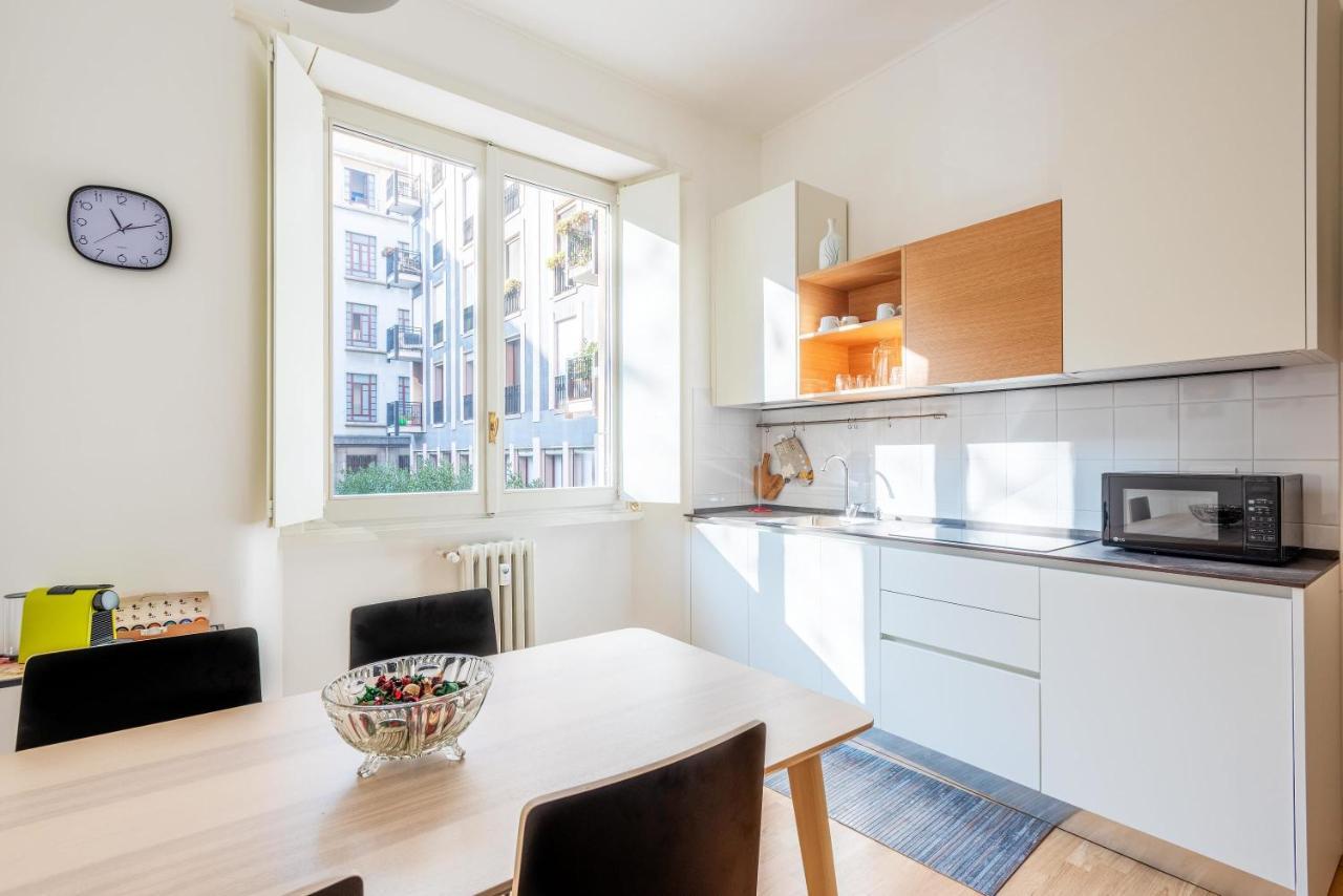 Spacious & Comfortable Apartment In Duomo By Easylife Milán Exterior foto